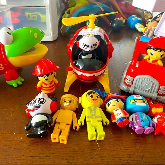 Ryan’s Toy Review Collection - Picture 3 of 4